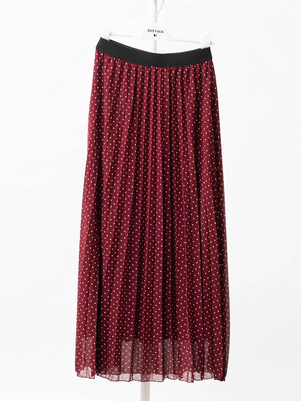 Long pleated skirt with polka dots