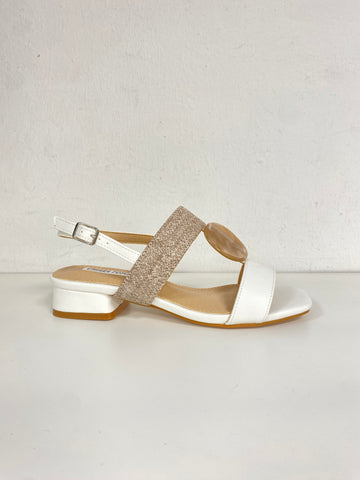 Low heel sandal