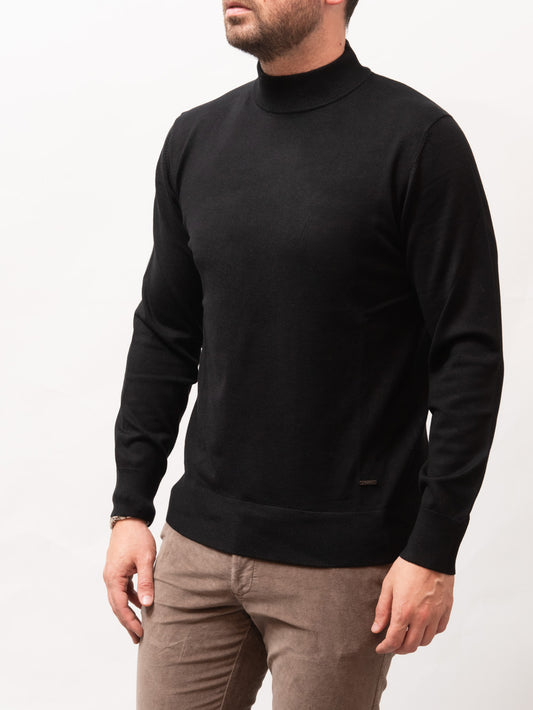 Solid color high neck sweater