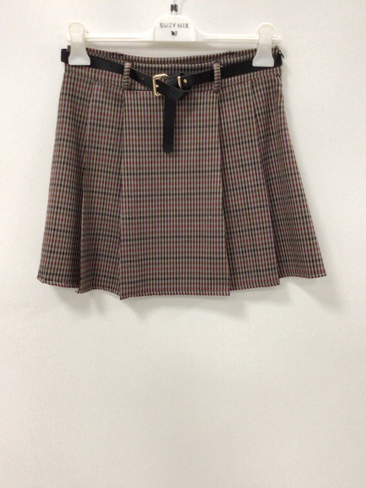 Mini skirt with belt