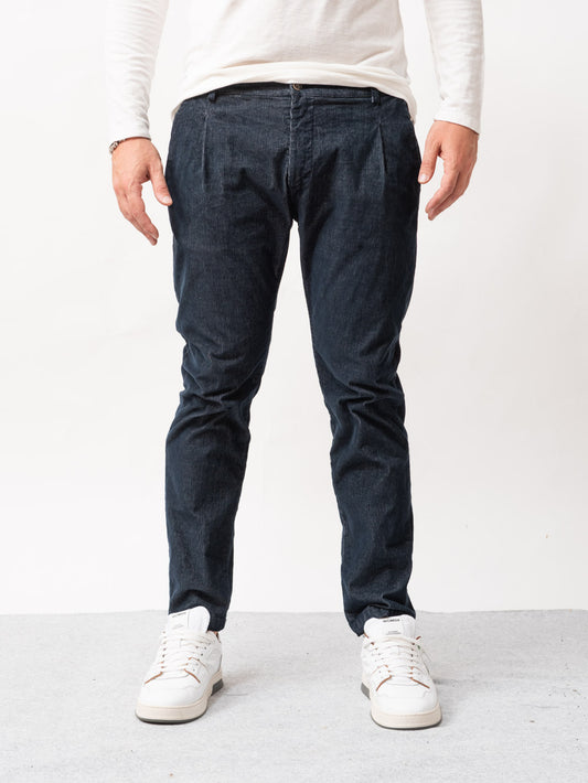 Pantalone chino con peinces di velluto