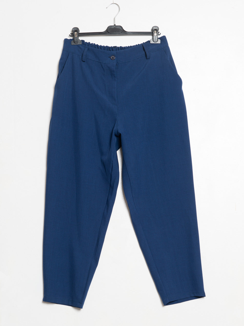 Curvy women's trousers